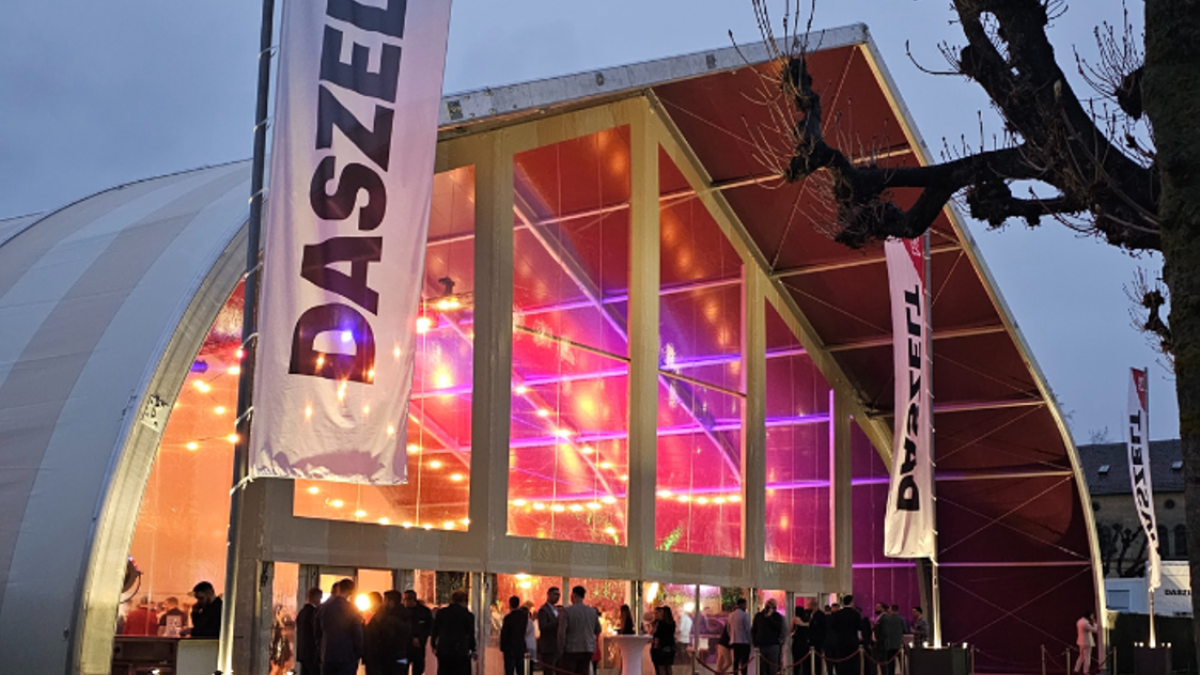 Lachen garantiert – Comedy Club 26 im DAS ZELT Altstätten - WAiSCH