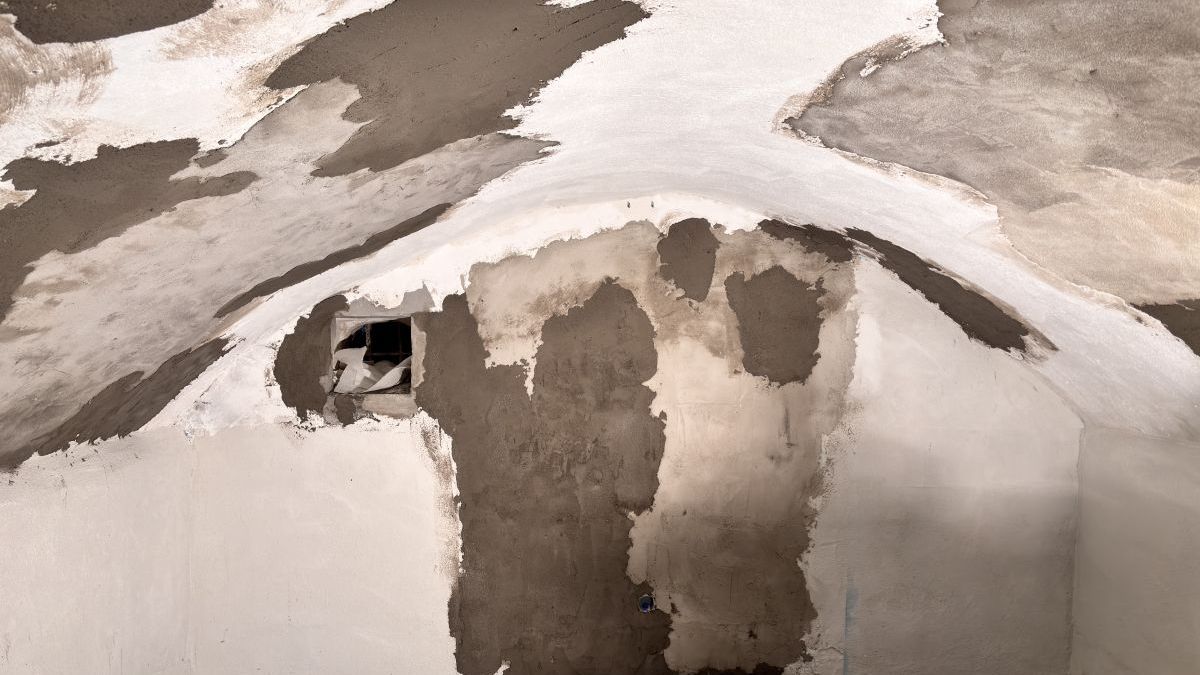 IZONIL – Die revolutionäre wasserdichte Putz-Mischung - WAiSCH